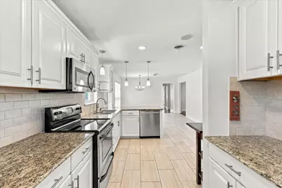 8805 Westfield Drive, Dallas, TX 75243 - Photo 16