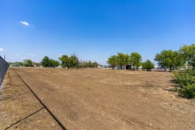 17326 Gaffield Road, Justin, TX 76247 - Photo 6