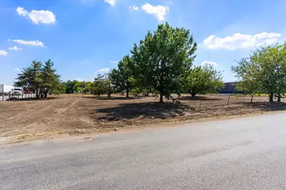 17326 Gaffield Road, Justin, TX 76247 - Photo 4