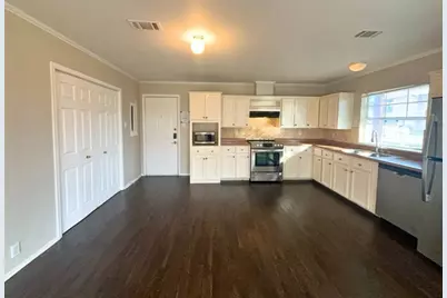 2511 Kavasar Drive, Dallas, TX 75241 - Photo 6