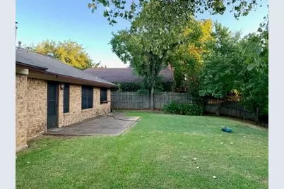 2931 Kimberly Drive, Grapevine, TX 76051 - Photo 2