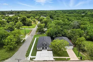 3206 Sayle St, Greenville, TX 75401 - Photo 14