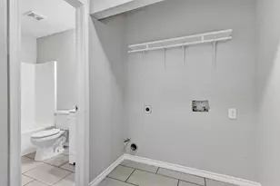 914 W Houston St, Sherman, TX 75092 - Photo 14