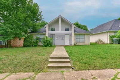 914 W Houston Street, Sherman, TX 75092 - Photo 2