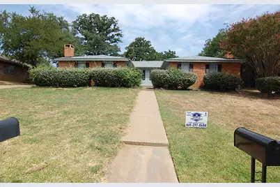 4801 Woodland Park Boulevard, Arlington, TX 76013 - Photo 2