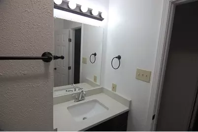 4801 Woodland Park Boulevard, Arlington, TX 76013 - Photo 16