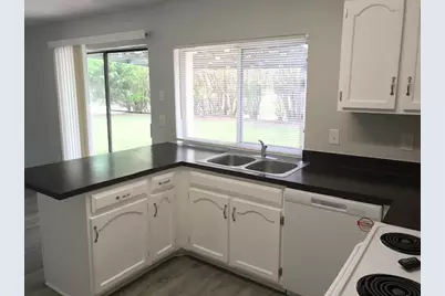 1601 Meridian Way, Garland, TX 75040 - Photo 10