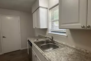 1601 Meridian Way, Garland, TX 75040 - Photo 8