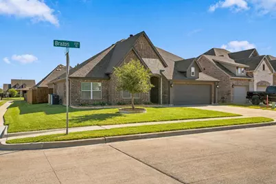 288 Brazos Street, Burleson, TX 76028 - Photo 2