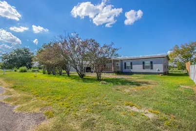103 Elm Street, Donie, TX 75838 - Photo 32