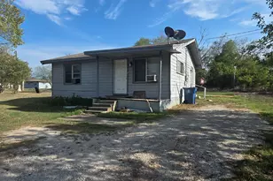 1218 E Milam St, Mexia, TX 76667 - Photo 1