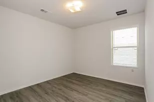 5504 Calm Waters, Fort Worth, TX 76119 - Photo 14