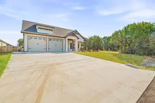 4825 Wichita St, Granbury, TX 76048 - Photo 24