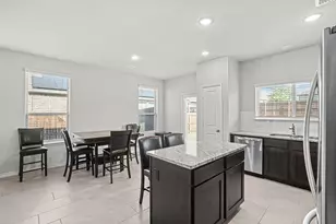 10812 Pinyon Ct, Fort Worth, TX 76108 - Photo 8
