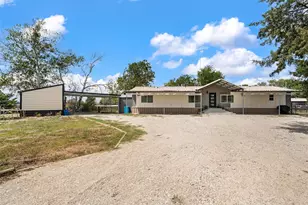 6520 Golinda Dr, Lorena, TX 76655 - Photo 2
