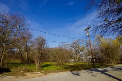 111 N Stadium Drive, Alvord, TX 76225 - Photo 10