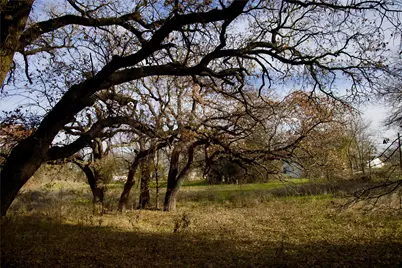 111 N Stadium Drive, Alvord, TX 76225 - Photo 2