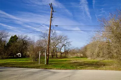 111 N Stadium Drive, Alvord, TX 76225 - Photo 20