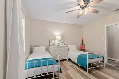 111 Hickory Creek Circle, Gun Barrel City, TX 75156 - Photo 10