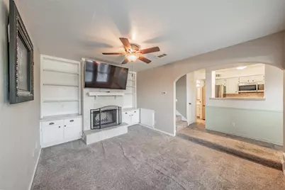 714 E Wall Street #105, Grapevine, TX 76051 - Photo 16