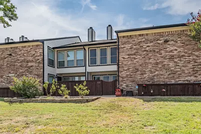 714 E Wall Street #105, Grapevine, TX 76051 - Photo 2