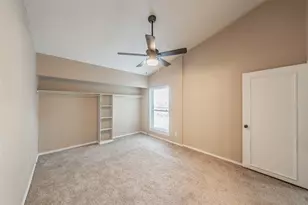 714 E Wall St, Grapevine, TX 76051 - Photo 32