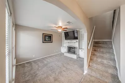 714 E Wall Street #105, Grapevine, TX 76051 - Photo 18