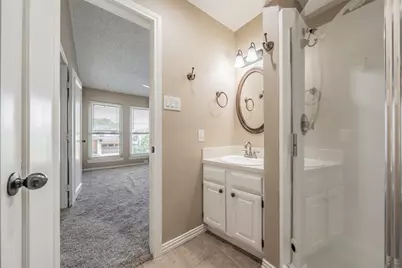714 E Wall Street #105, Grapevine, TX 76051 - Photo 30