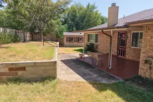 2336 Carlisle Ct, Grand Prairie, TX 75052 - Photo 28