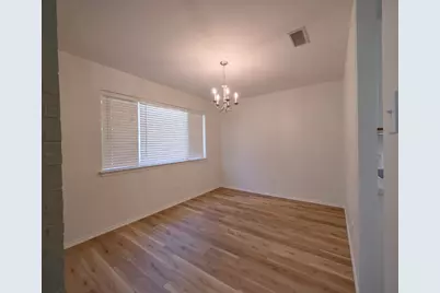 2336 Carlisle Court, Grand Prairie, TX 75052 - Photo 10
