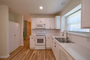 2336 Carlisle Ct, Grand Prairie, TX 75052 - Photo 14
