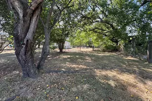 401 N Terry St, Malakoff, TX 75148 - Photo 4