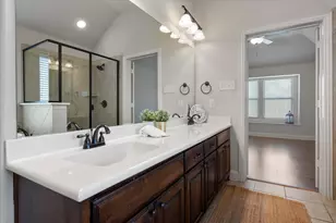 217 Cambridge St, Waxahachie, TX 75165 - Photo 16