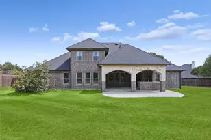 1012 Mallard Way, Flower Mound, TX 75028 - Photo 2