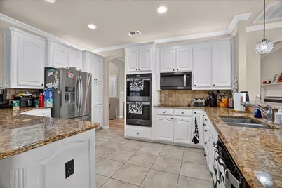 197 Deer Creek Drive, Aledo, TX 76008 - Photo 10