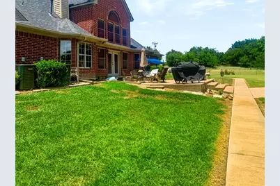 1189 Heritage Creek Drive, Rhome, TX 76078 - Photo 4