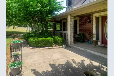 1189 Heritage Creek Drive, Rhome, TX 76078 - Photo 6
