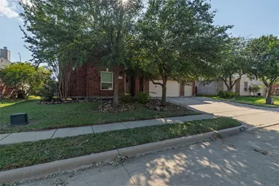 11845 Warbler Lane, Fort Worth, TX 76244 - Photo 2