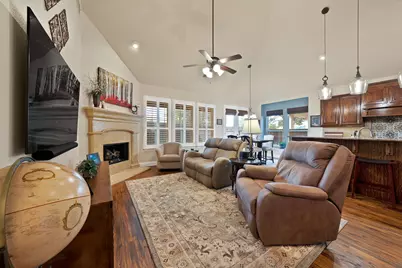 1406 St Tropez Lane, Arlington, TX 76013 - Photo 2