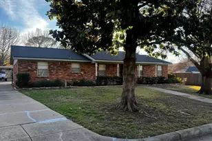 6161 Walla Ave, Fort Worth, TX 76133 - Photo 2