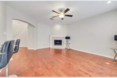 2300 Springmere Drive, Arlington, TX 76012 - Photo 6