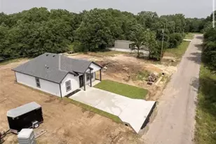 116 Bowie St, Mabank, TX 75156 - Photo 12