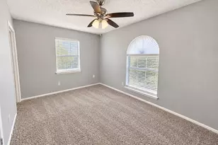 2809 Bent Tree Ln, Arlington, TX 76016 - Photo 10