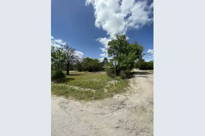 801 Thornton Carter Street, Mexia, TX 76667 - Photo 4