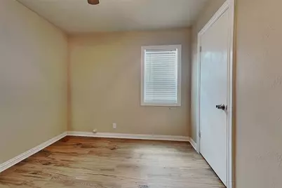 805 Aransas Drive, Euless, TX 76039 - Photo 10