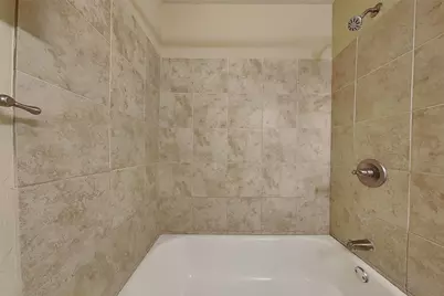 805 Aransas Drive, Euless, TX 76039 - Photo 14