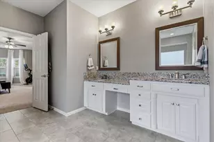 8212 Hallmark Dr, North Richland Hills, TX 76182 - Photo 20
