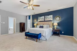 8212 Hallmark Dr, North Richland Hills, TX 76182 - Photo 18