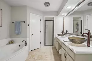 257 Willow Ridge Rd, Fort Worth, TX 76103 - Photo 18