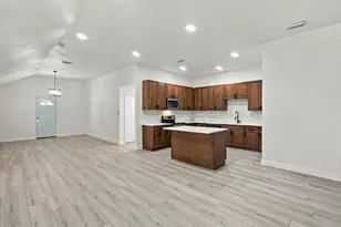 807 Wyatt St, Waxahachie, TX 75165 - Photo 12